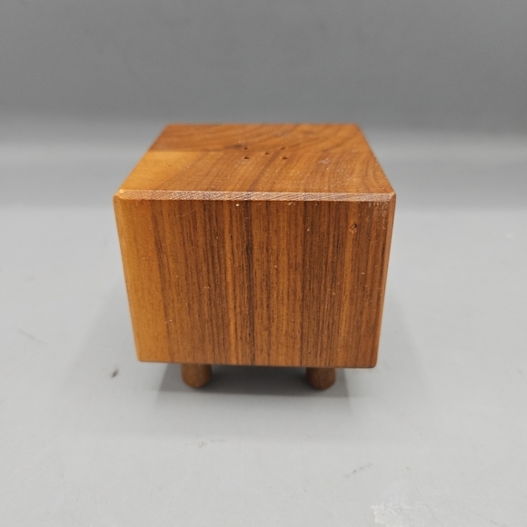 VTG Wooden Square Salt & Pepper Shaker Geometric MCM 2 3/4" Footed - Picture 9 of 13